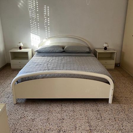 Casa Vacanze Dalla Lory Римини Экстерьер фото