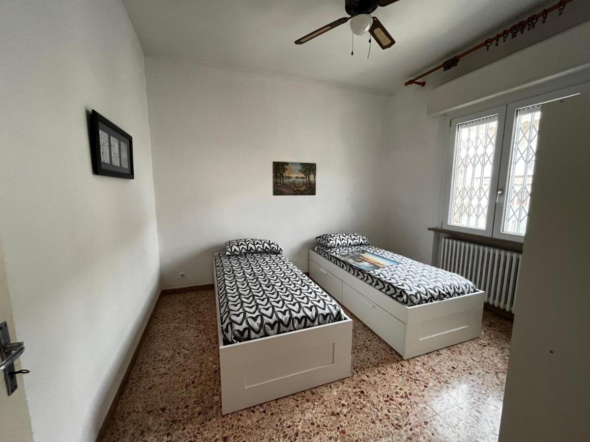 Casa Vacanze Dalla Lory Римини Экстерьер фото